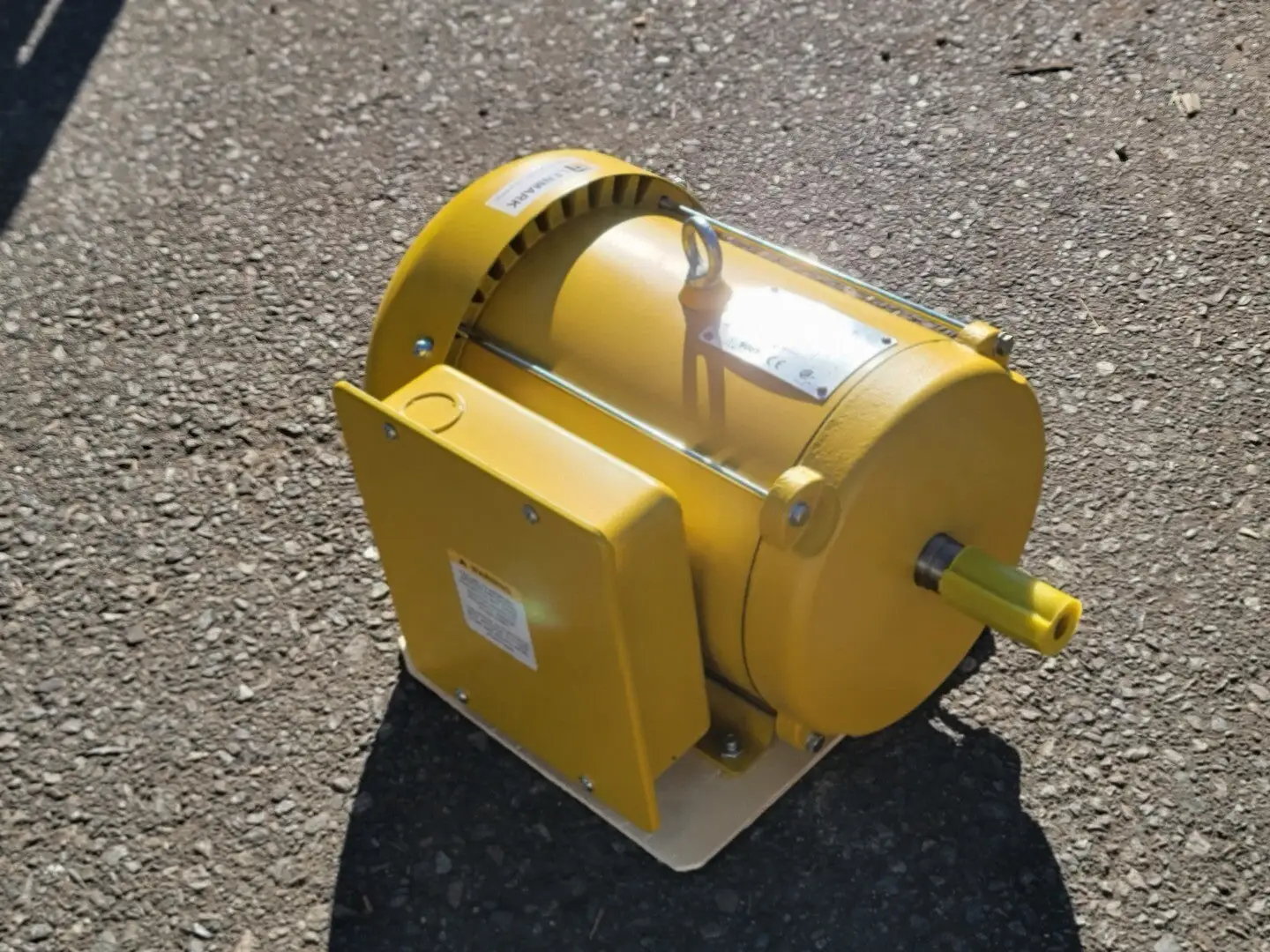 3 hp, 115/230 volts, 1750 rpm, 182T Electric Motor