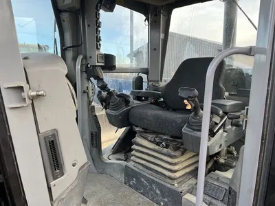2011 Caterpillar 140M