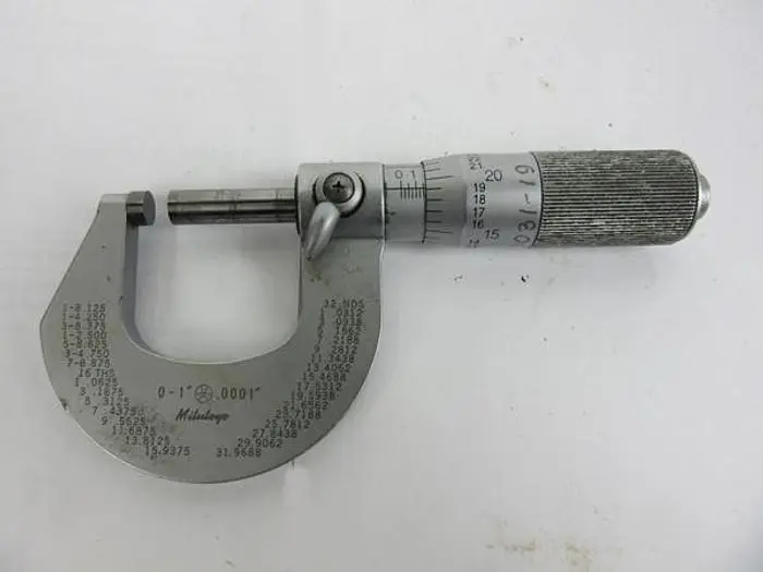 MITUTOYO Micrometer 0.1" to 0.001"