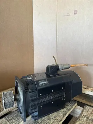 Rexroth R911309450 Servo Induction Motor MAD130B-0100-SA-S0-BQ0-35-V1 #HP105