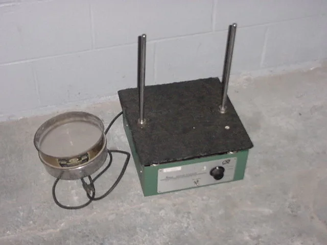 Thomas Sieve, 8" pans.