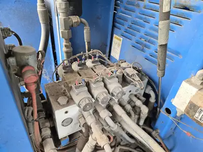 USED 1997 GENIE S60