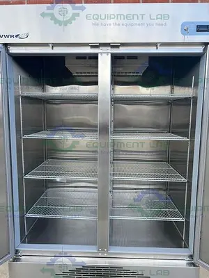 USED VWR GTVWG49FSSA STAINLESS STEEL DOUBLE DOOR FREEZER - 25°C 49 CU, FT.