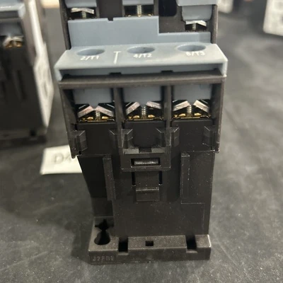 NEW Siemens 3RT2024-1AK60
