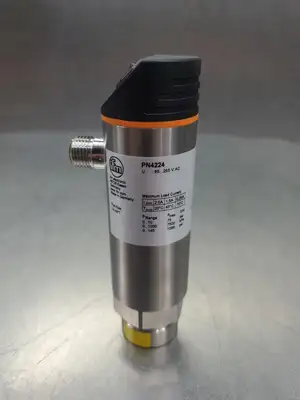 IFM Efector PN4224 Pressure Sensor, ¼ NPT, 85...265VAC. 5E-1/4