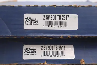 Martin Sprokect & Gear 2 5V 900 TB 2517 Bushing Bore New Open Box Stock #3603
