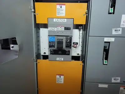 Circuit Breaker MCC Bucket 800A