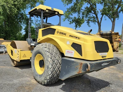 Used 2017 BOMAG BW211D-5 Single Drum Rollers New York US | Abele Tractor #1343117