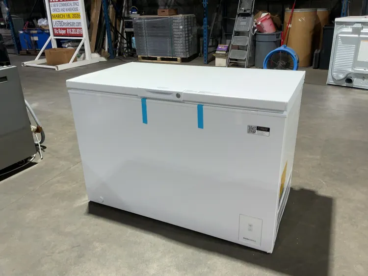 Used FRIGIDAIRE FFCL1562AW Freezers Michigan US | Miedema Asset Management Group #1320878
