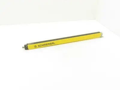 Schmersal SLC440-R-0490-14-01 Safety Light Curtain Receiver