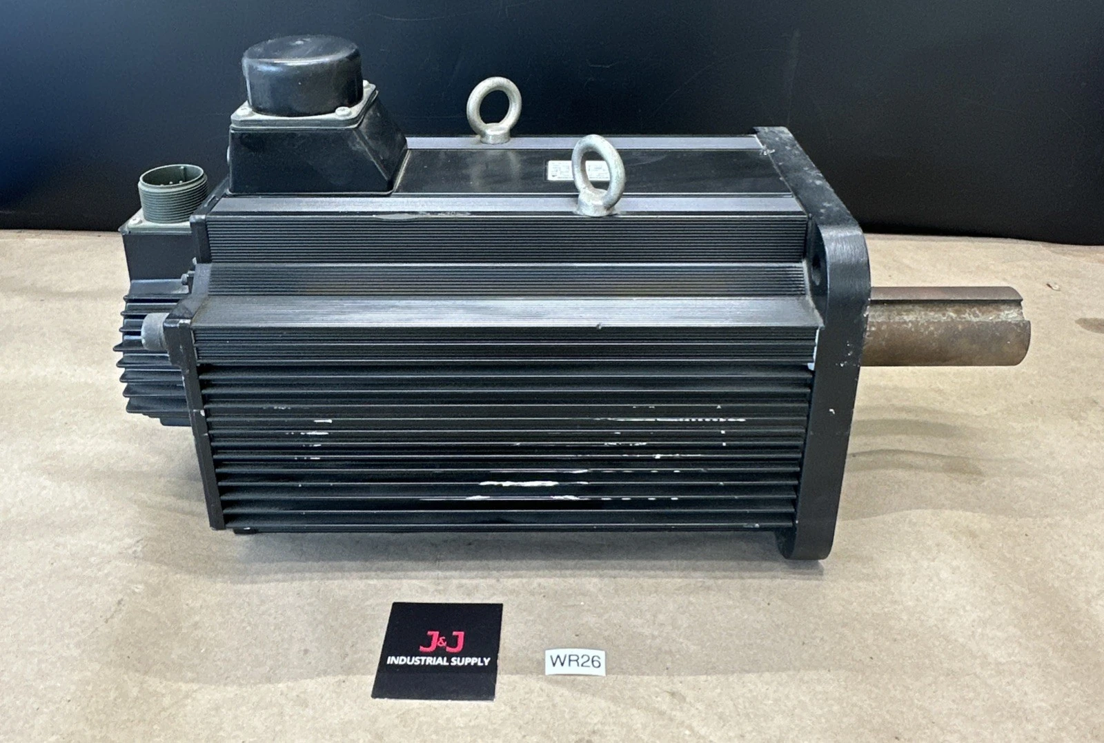 NEW Yaskawa SGMGH-55QCB-YA11
