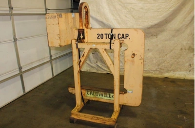 Used CALDWELL 40,000Lb Coil C-Hook Coil Lifters Michigan US | Midwest Machinery, LLC #1299990