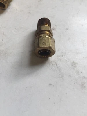 *New* 1/4" X 1/8" Compression Align Male Connector  (Lot Of 10) *Warranty*