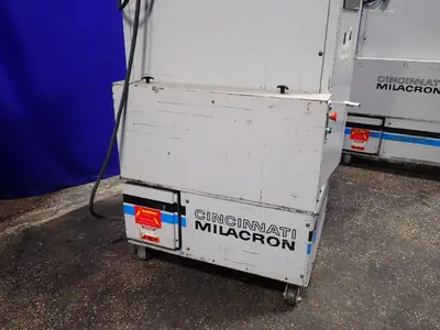 USED CINCINNATI MILACRON CMO912
