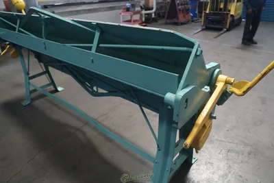 Used CHICAGO W37 Box & Pan Brakes including Finger California US | Sterling Machinery Exchange #1467009