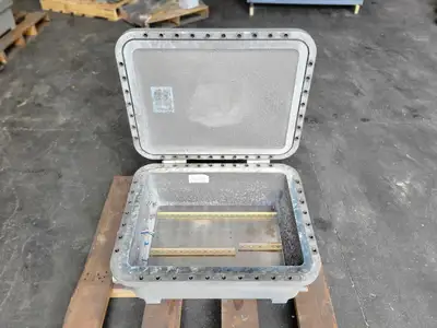 USED HUBBELL EXB-18248 N34