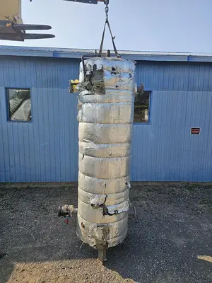 Used 600 Gallon Pressure Tank (Vessel), Carbon Steel, Insulated