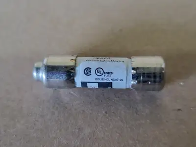 NEW BUSSMANN FNQ-R-1-1/2