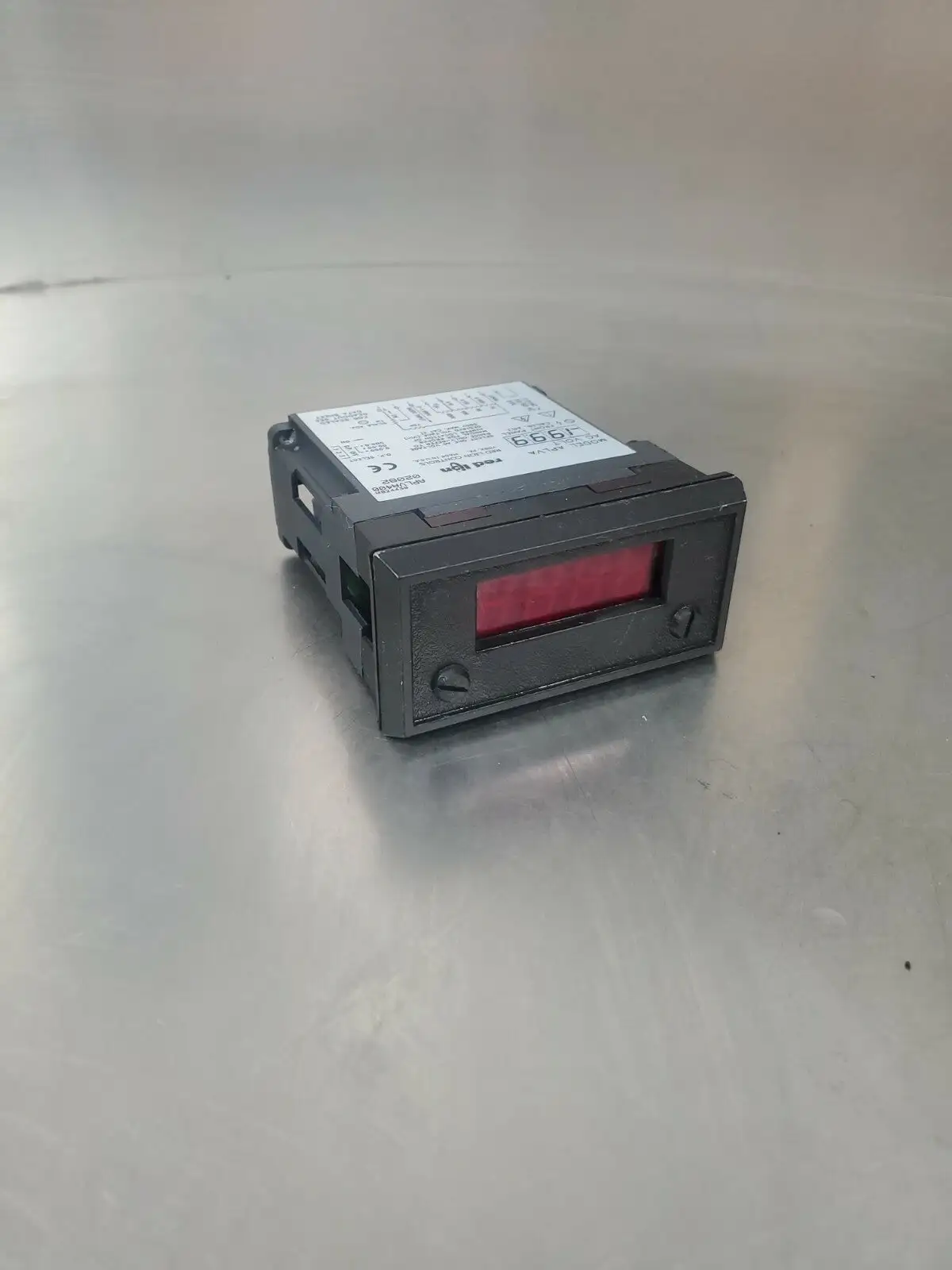 RED LION CONTROLS APLVA400 MODEL: APLVA 2E