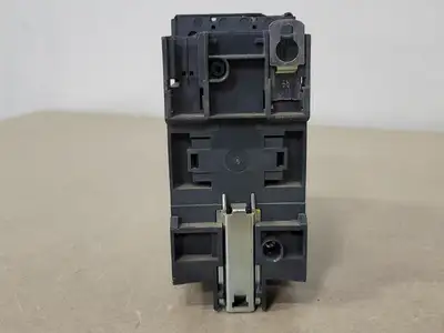 USED SCHNEIDER ELECTRIC LRD365