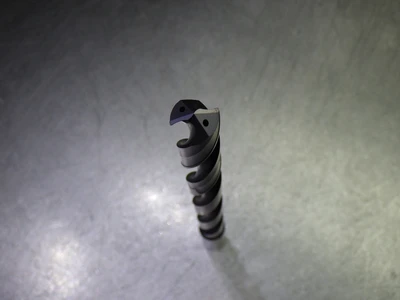 YG1 1/2" Coolant Thru 10xD Carbide Drill 14mm Shank DHM10032F (LOC2260)