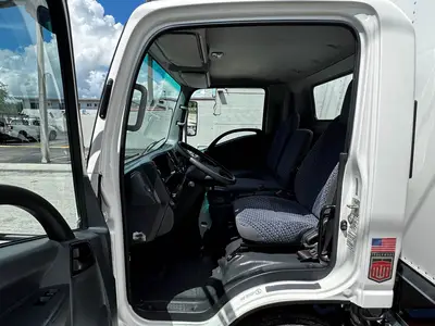 Used 2023 ISUZU NPR HD Box trucks Florida US | Truck and Van Outlet #1509136