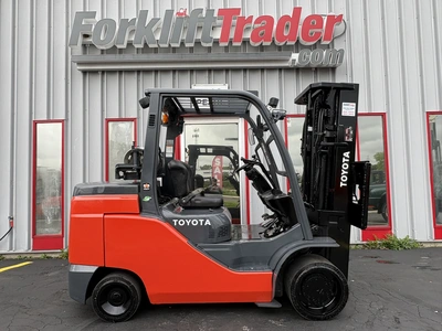 Used 2017 TOYOTA 8FGC55U Misc Forklifts Wisconsin US | Forklifttrader.com #1439525