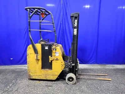 USED YALE ESC030G4T083