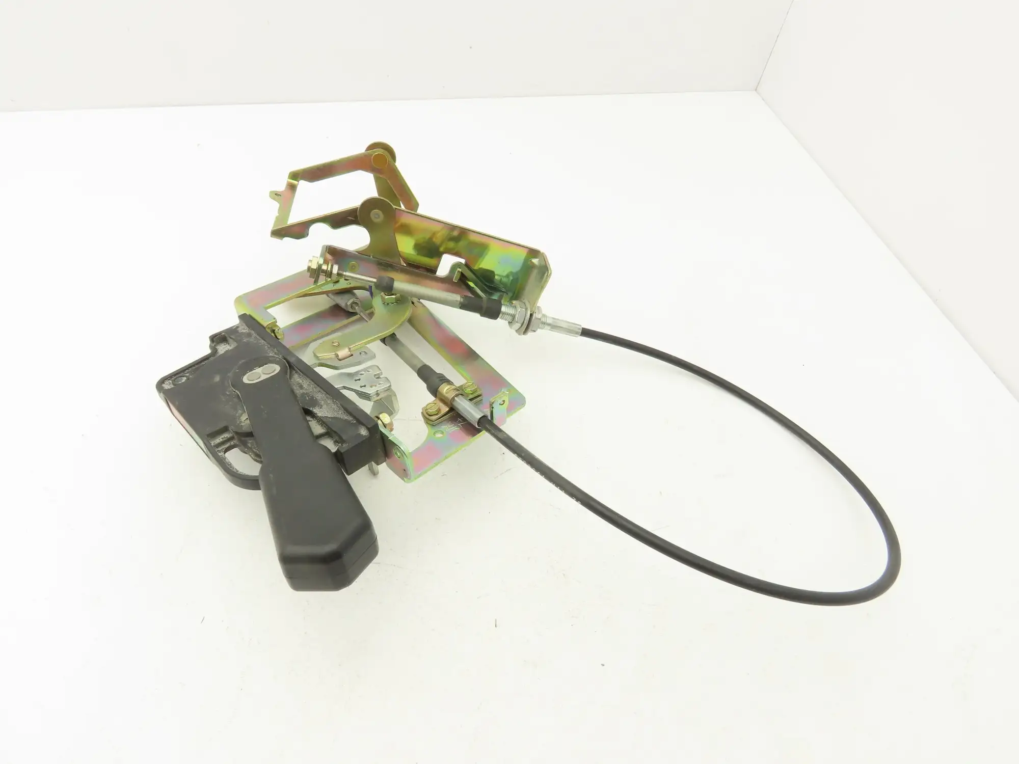 Allen Bradley 6608C44 Circuit Breaker Disconnect Handle Mechanism 36" Cable