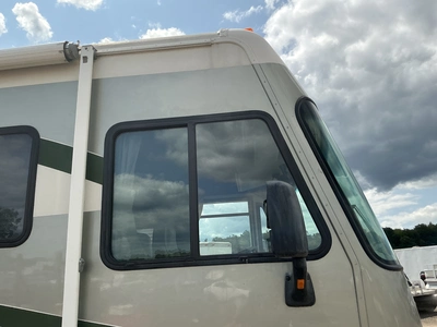 Used 2003 SOUTHWIND TBD Campers, Caravans, Motorhomes Michigan US | Miedema Asset Management Group #1321345