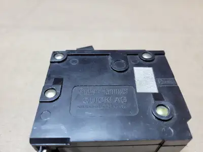 Used CUTLER-HAMMER BA220 Switchgears British Columbia CA | Lenmark #1486884