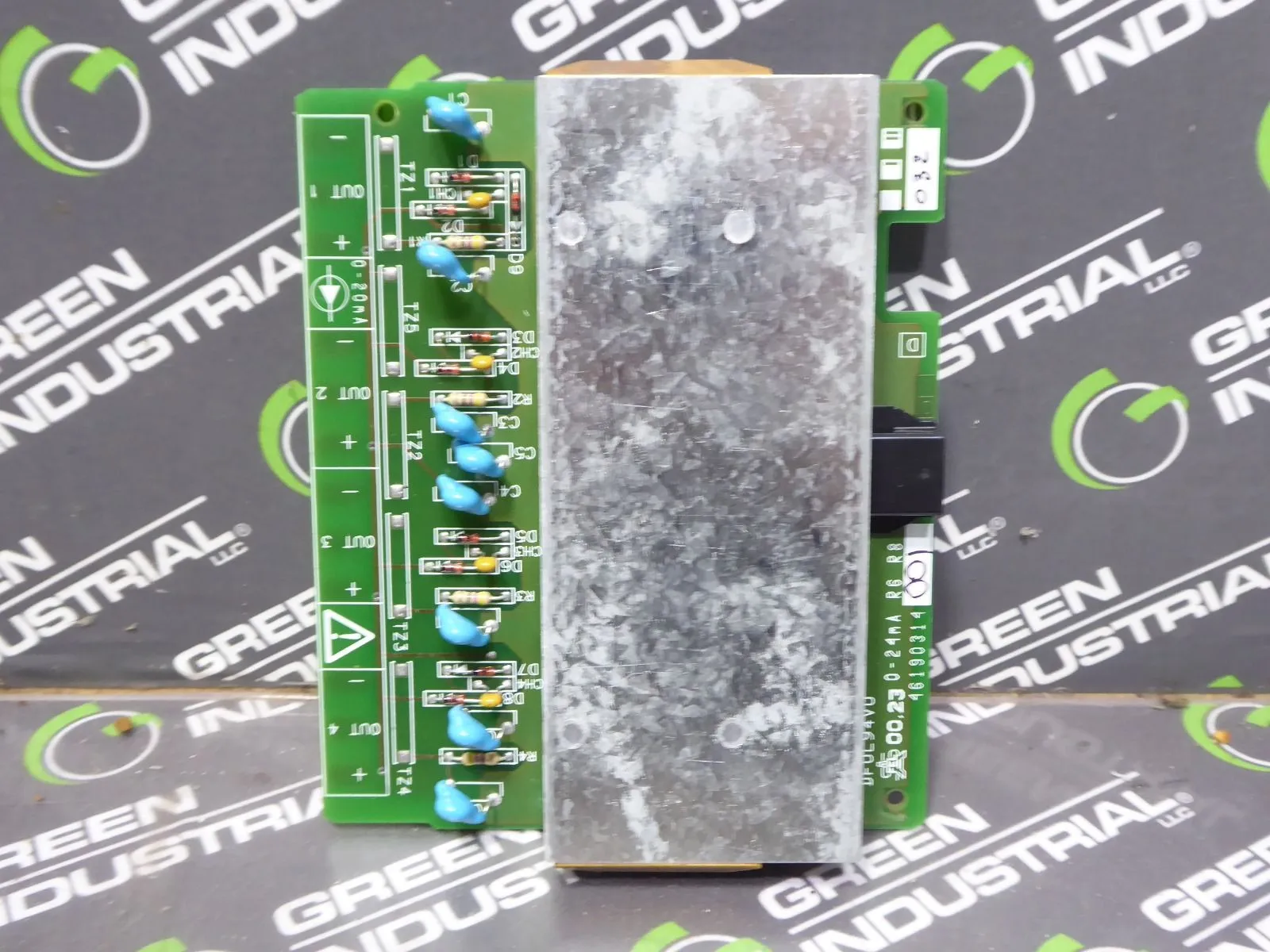 Honeywell 46190314-001 UMC800 Relay Card Rev. D Used