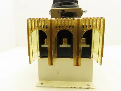 Mitsubishi Electric NF225-CP Circuit Breaker Non-Fused 3P 125A 600VAC W/Switch