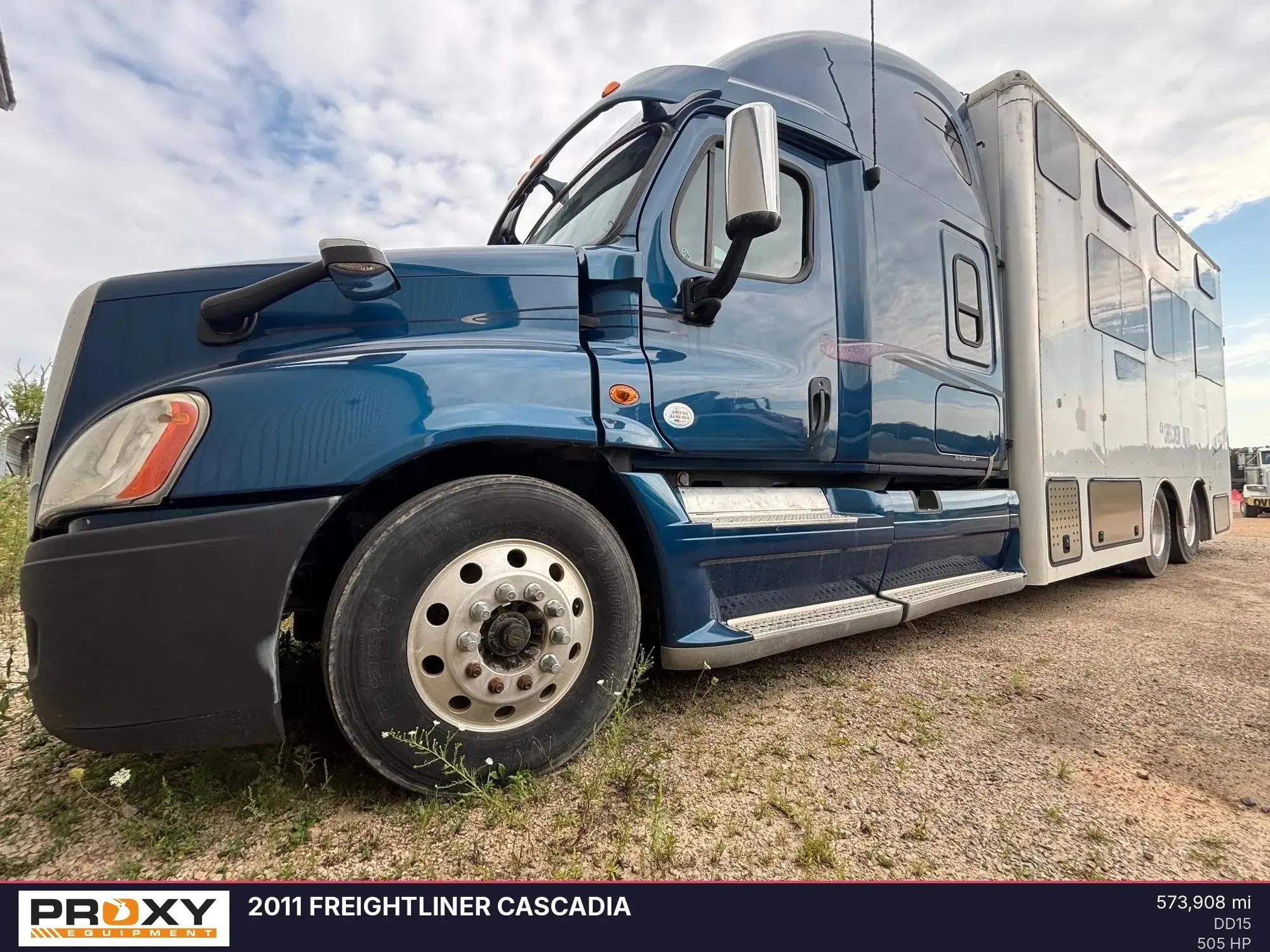 Used 2011 FREIGHTLINER CASCADIA Campers, Caravans, Motorhomes Wisconsin US | Proxy Equipment #1426135