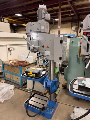 YUWE DM40 Gear Head Drilling Machine