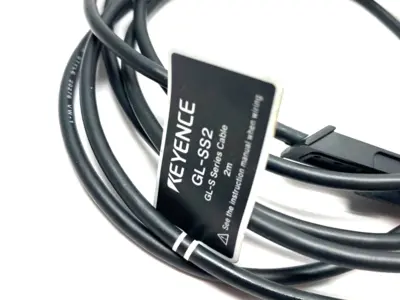 USED KEYENCE CONNECTION CABLE 2M