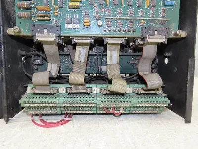 Allen Bradley 1370AR-AOG75-BE High Performance DC Drive 400VDC 180A