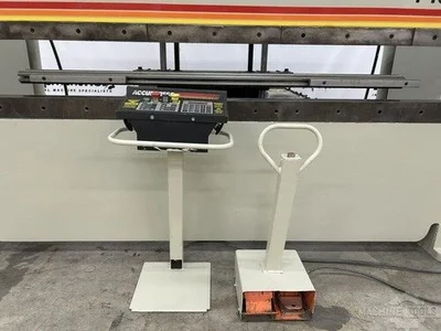 USED 1996 ACCURPRESS 710010