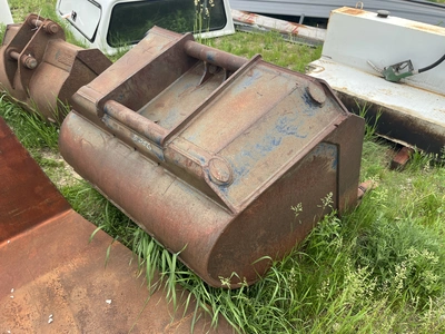 4' Gradall Bucket