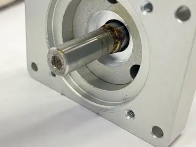 USED REXROTH SERVO MOTOR 3000RPM R911344211