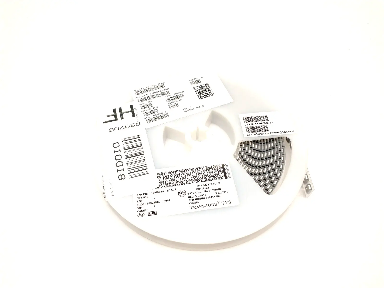 New | in-Stock Vishay 1.5SMC33A-E3/57T Semiconductor Parts Michigan US | Maverick Industrial Sales #1396023