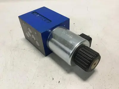 USED BOSCH 0 810 001 760