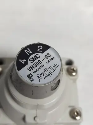 USED SMC VH300-03