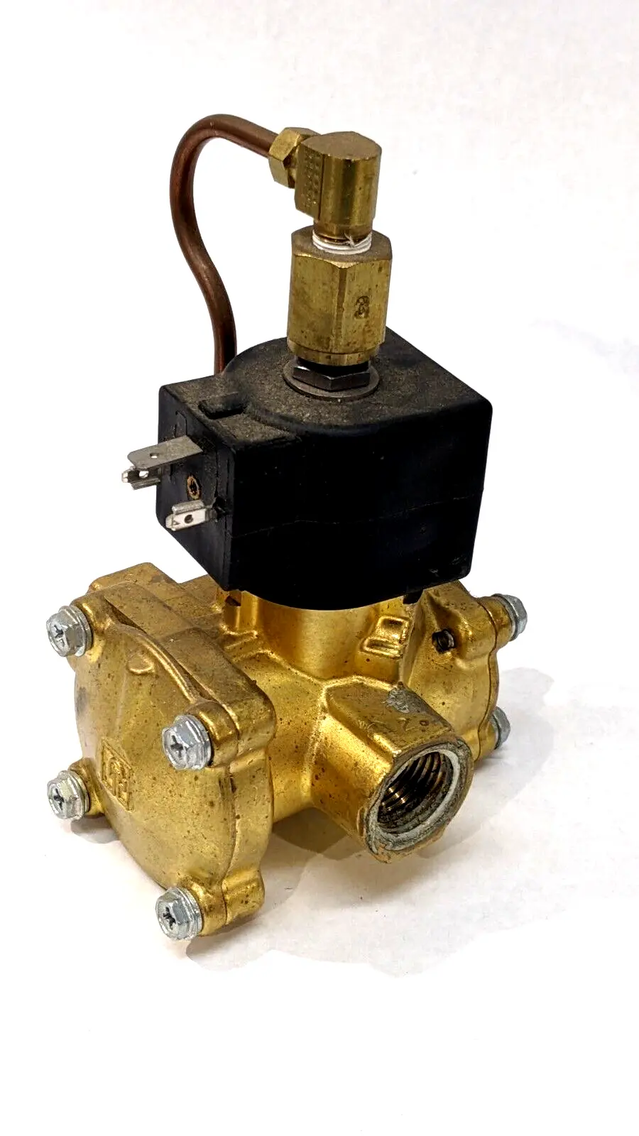 7D100C2 | Parker  3-Way Solenoid Valve - Used