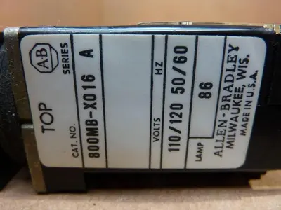 USED ALLEN BRADLEY 800MB-X016 AMBER