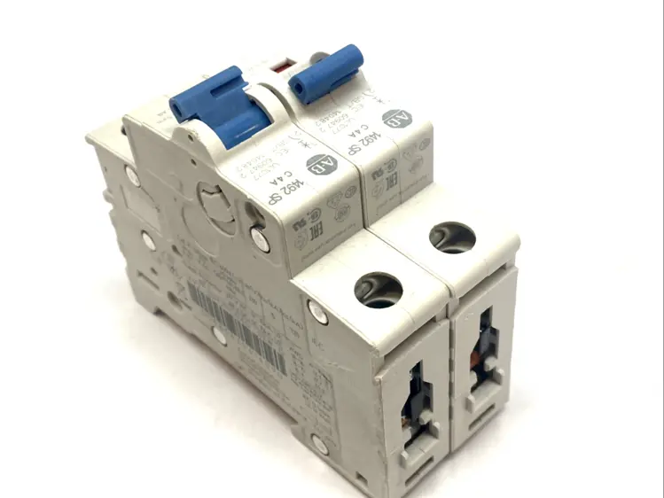Used ALLEN-BRADLEY MCB 1P 4A TYPE C 277VAC 48VDC LOT OF 2 Circuit Breakers | Maverick Industrial Sales #1099138