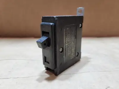 15 Amp, 1 Pole, 120/240 Volts Circuit Breaker
