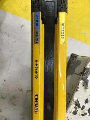 USED KEYENCE CORP GL-R72H-R