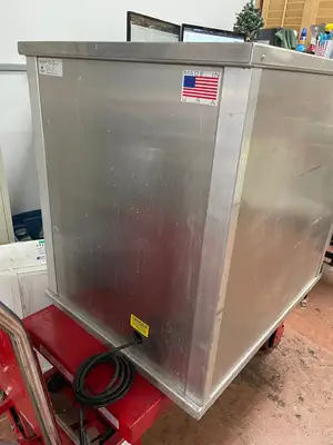 Used Seco Select Used Seco Select VCI Heated Warming Holding 6 Pan Proofing Cabinet 120V Hot Food Warming, Holding, & Transport Cabinets Illinois US | Falcon Restaurant Supply #1375851