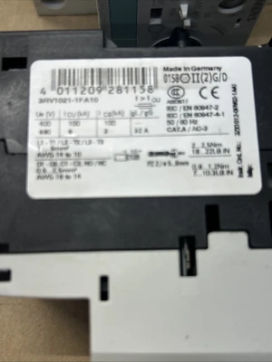 NEW Siemens 3RV1021-FA10